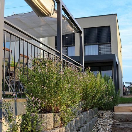 Villa Slnecny Dom Pri Jazere Hruba Borsa Esterno foto